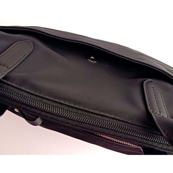 Michael Kors Kelsey Lg Tote Blk Nylon w Blk Saffiano Leather Straps - Picture 9 of 12